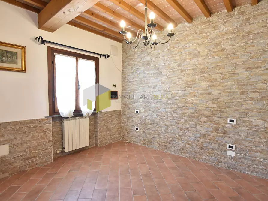 Immagine 16 di Appartamento in vendita  a San Giuliano Terme