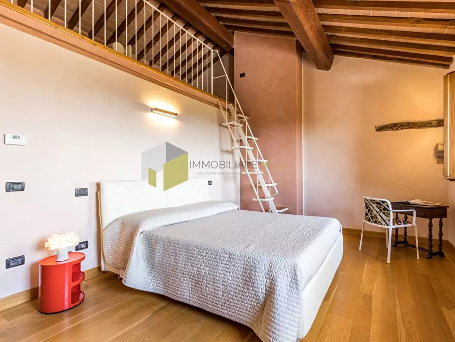 Immagine 44 di Rustico / casale in vendita  a Vicopisano