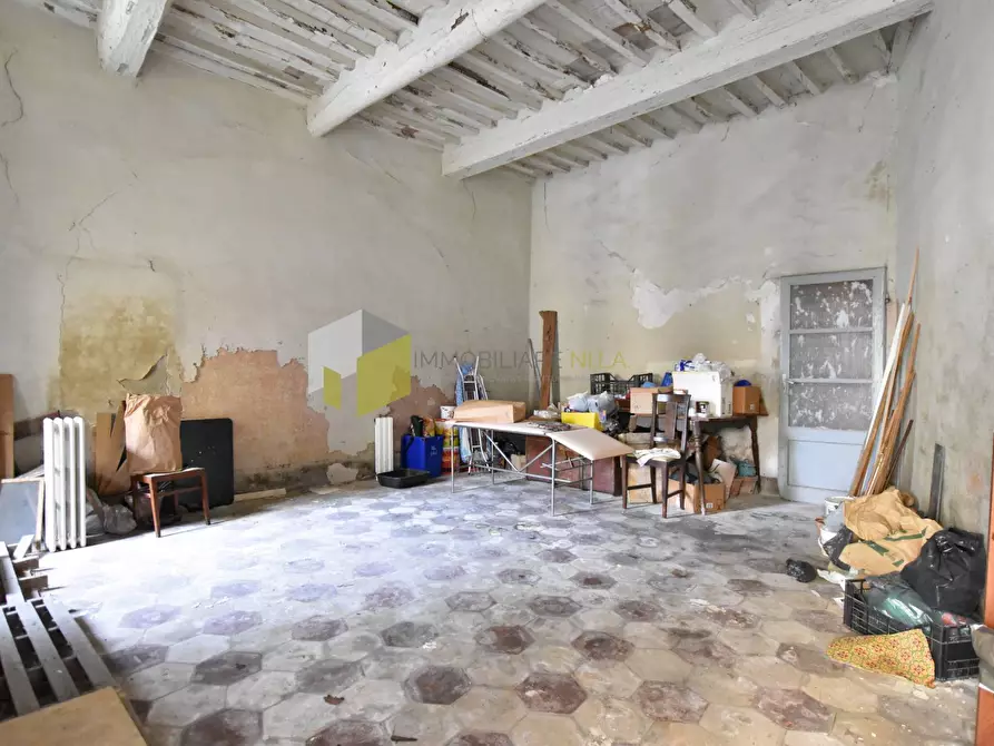 Immagine 25 di Appartamento in vendita  a San Giuliano Terme