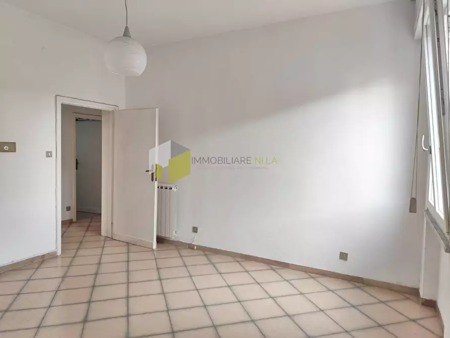Immagine 11 di Appartamento in vendita  a Pisa