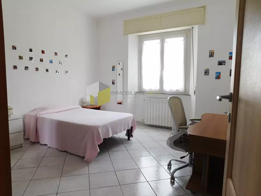 Immagine 17 di Appartamento in vendita  a Pisa