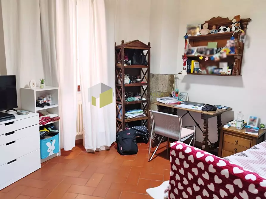 Immagine 11 di Appartamento in vendita  a Pisa