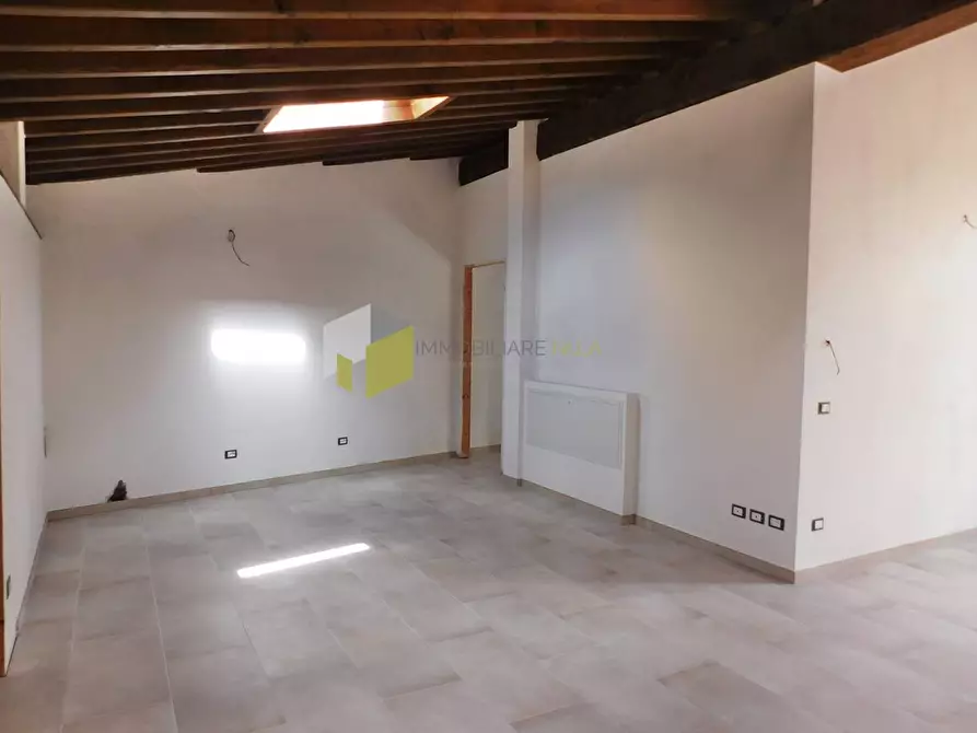 Immagine 4 di Casa semindipendente in vendita  a Vecchiano
