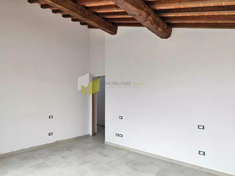 Immagine 20 di Casa semindipendente in vendita  a Vecchiano