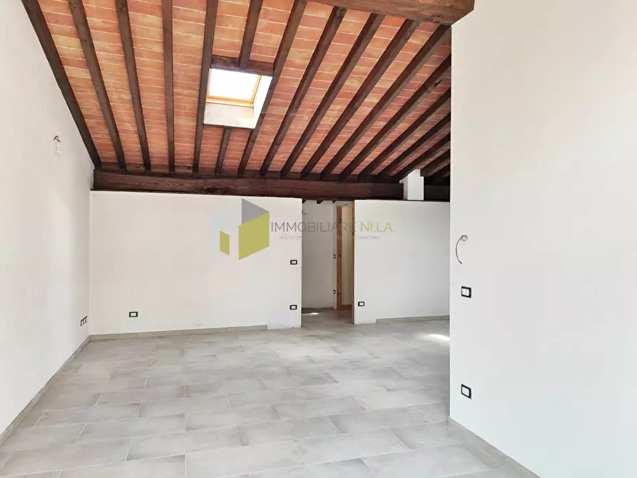 Immagine 23 di Casa semindipendente in vendita  a Vecchiano