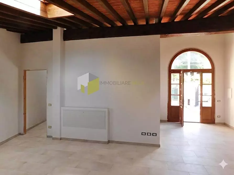 Immagine 25 di Casa semindipendente in vendita  a Vecchiano