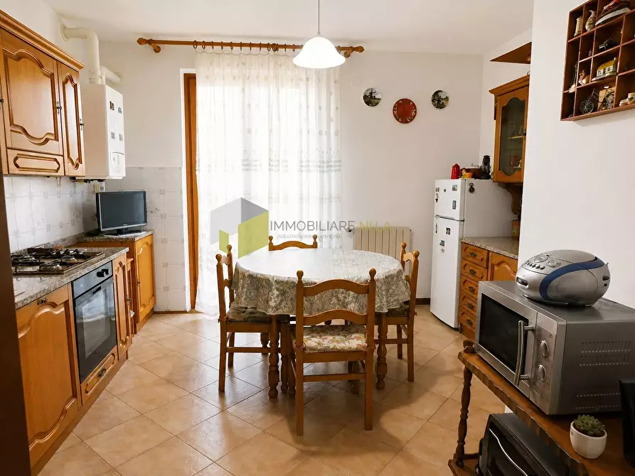 Immagine 9 di Villetta a schiera in vendita  a Vecchiano