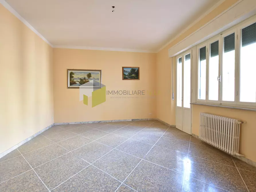 Immagine 2 di Appartamento in vendita  a Pisa