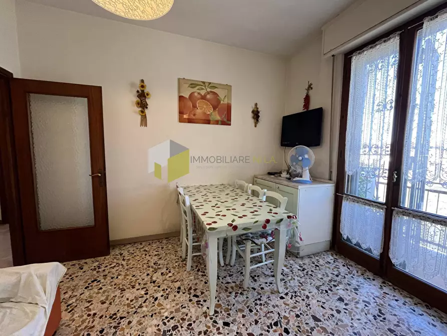 Immagine 8 di Appartamento in vendita  a San Giuliano Terme