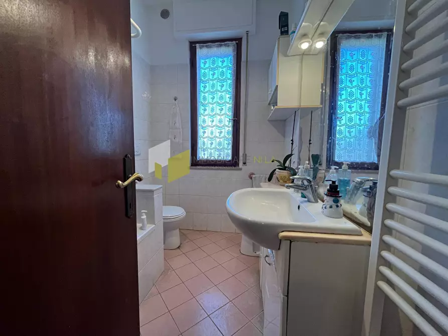 Immagine 19 di Appartamento in vendita  a San Giuliano Terme