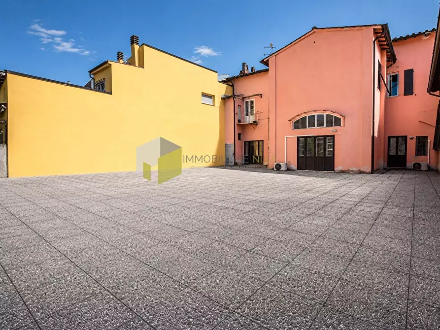 Immagine 14 di Appartamento in vendita  a Pisa