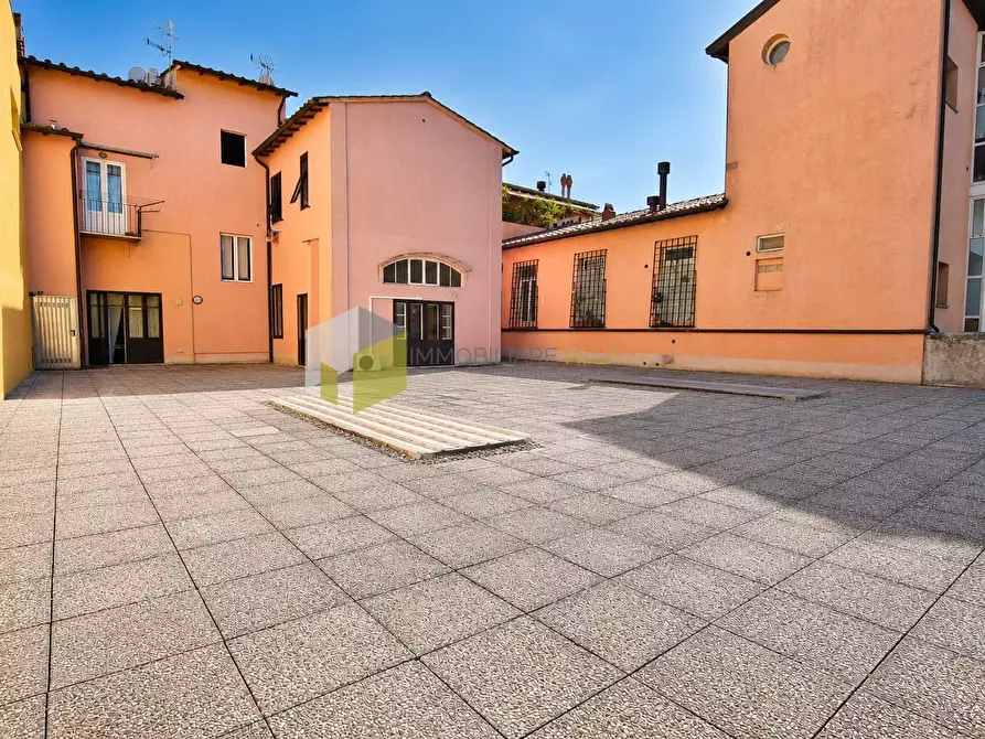 Immagine 16 di Appartamento in vendita  a Pisa