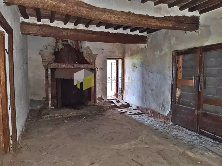 Immagine 9 di Rustico / casale in vendita  a Cascina