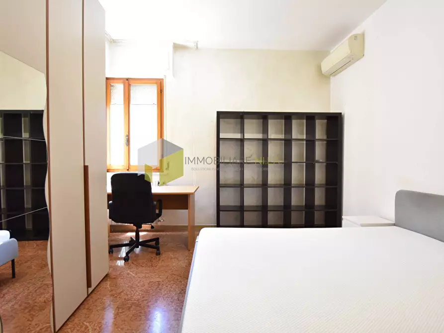 Immagine 21 di Appartamento in affitto  a Pisa