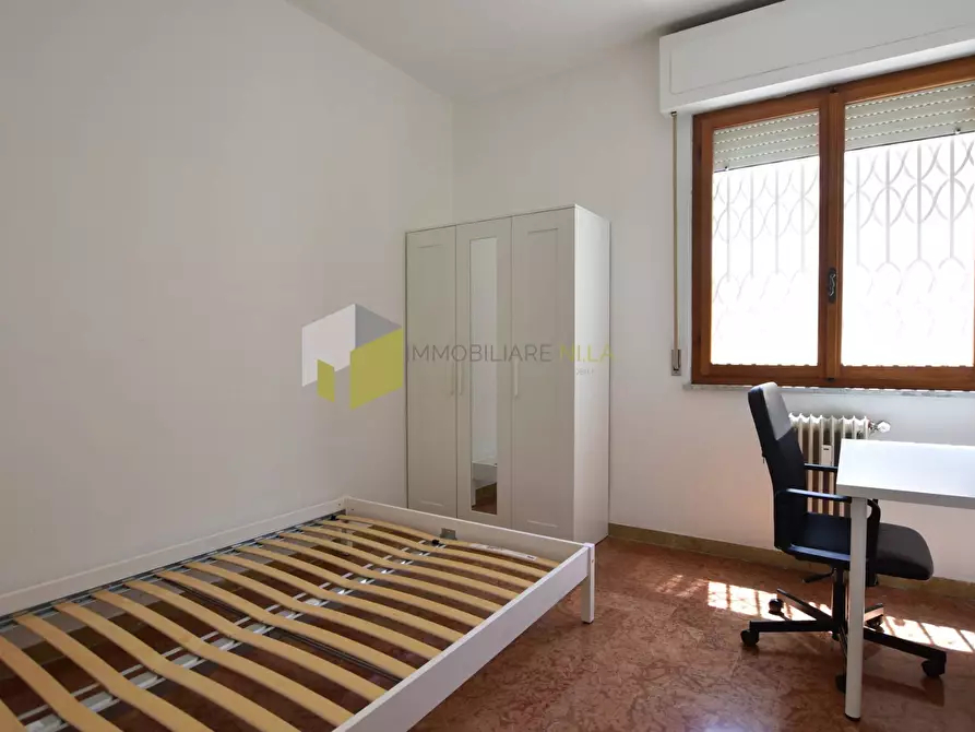 Immagine 26 di Appartamento in affitto  a Pisa