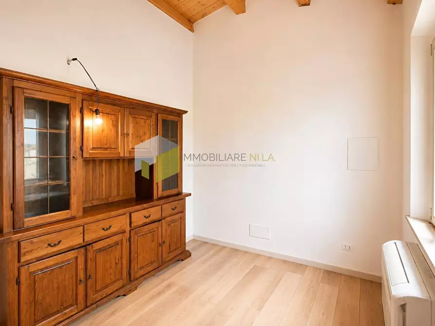 Immagine 23 di Rustico / casale in vendita  a San Giuliano Terme