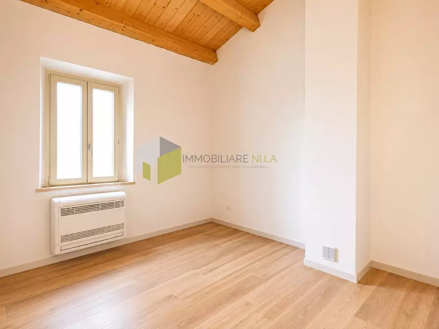 Immagine 24 di Rustico / casale in vendita  a San Giuliano Terme
