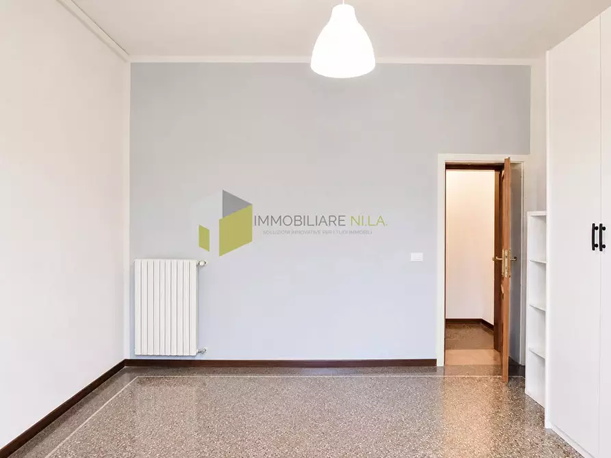 Immagine 5 di Appartamento in vendita  a Pisa