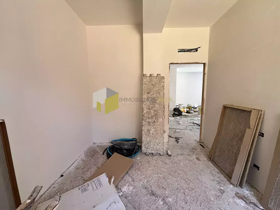 Immagine 22 di Appartamento in vendita  a Pisa