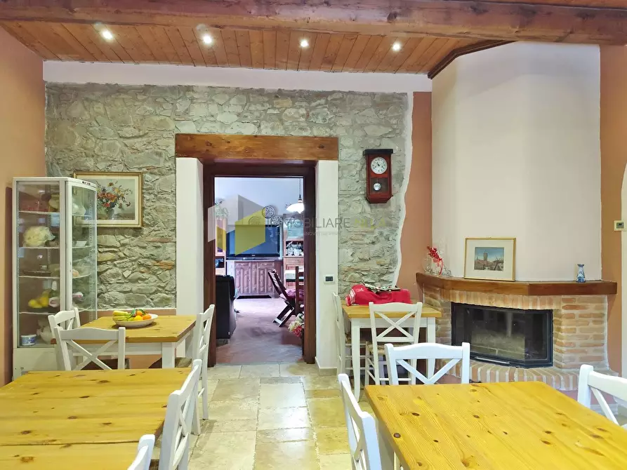 Immagine 28 di Rustico / casale in vendita  a San Giuliano Terme