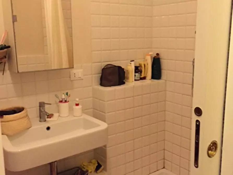 Immagine 8 di Appartamento in affitto  a Pisa