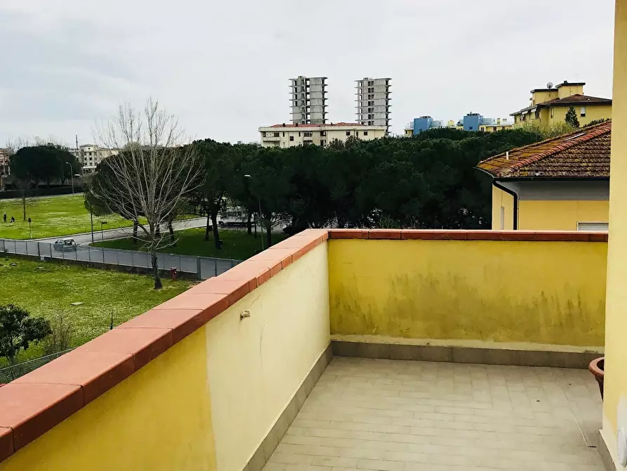 Immagine 10 di Appartamento in affitto  a Pisa