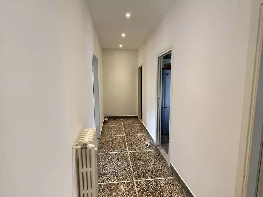 Immagine 9 di Appartamento in vendita  a Pisa