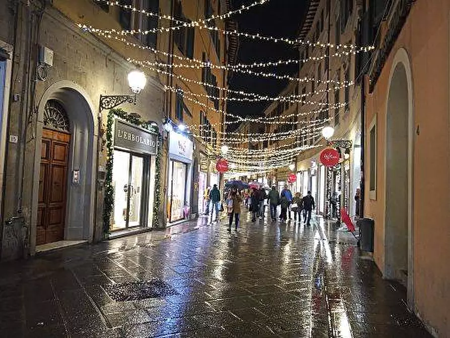 Immagine 7 di Attività commerciale in vendita  a Pisa