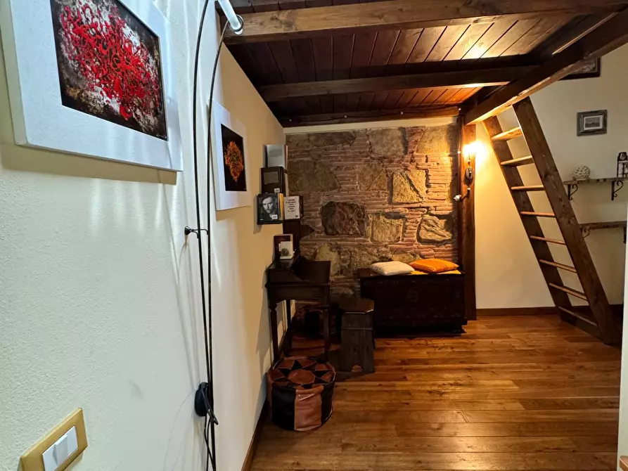 Immagine 9 di Appartamento in vendita  a Vecchiano