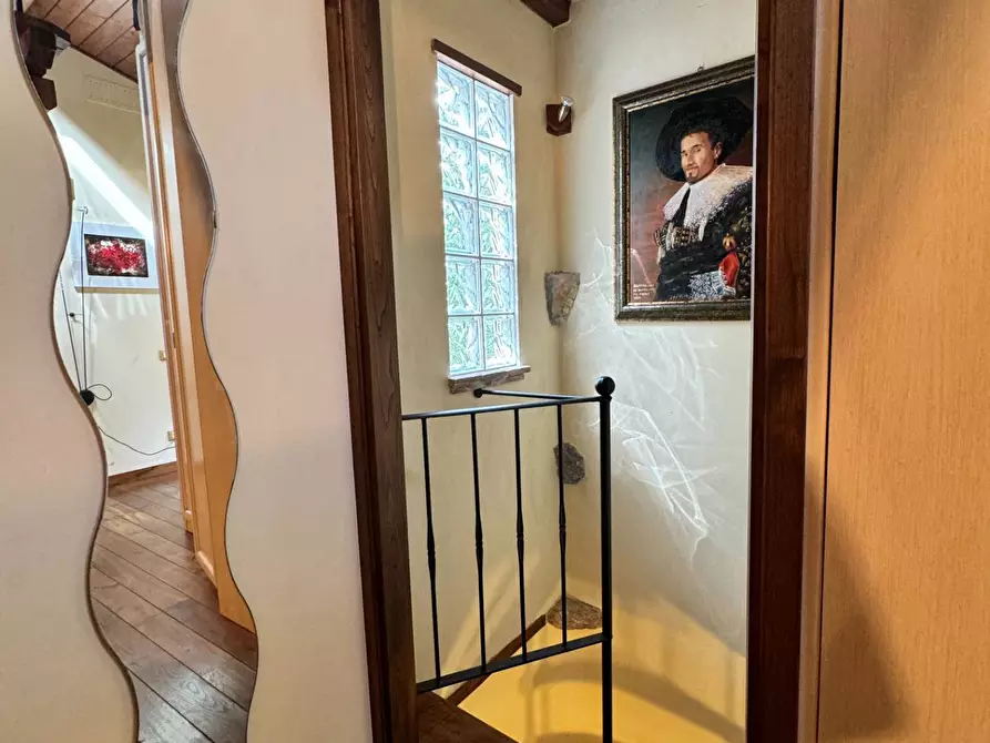 Immagine 17 di Appartamento in vendita  a Vecchiano