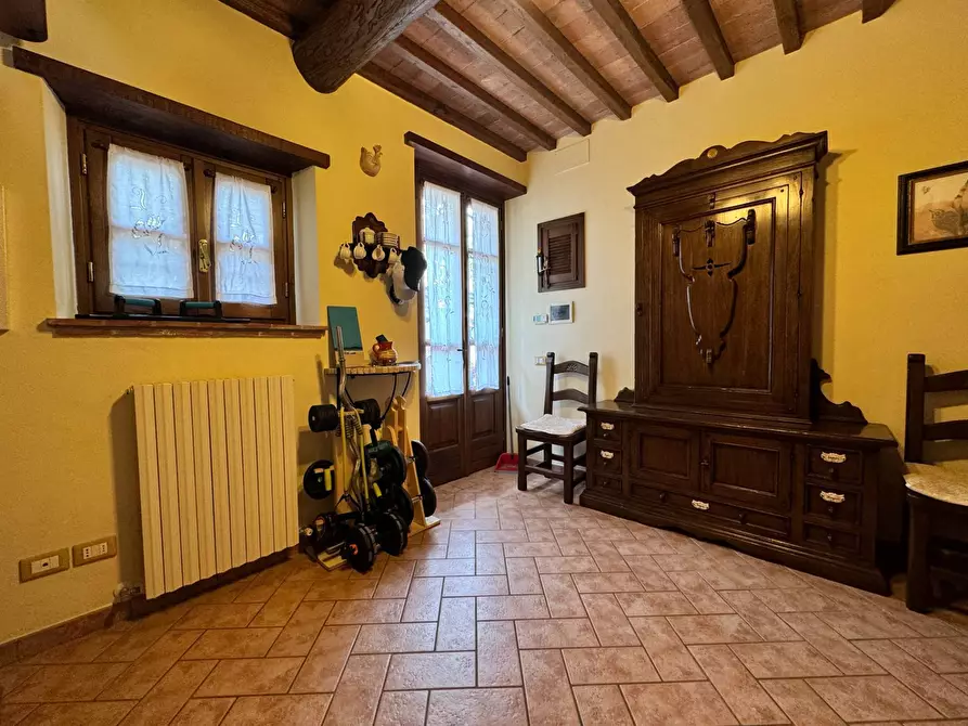 Immagine 27 di Appartamento in vendita  a Vecchiano