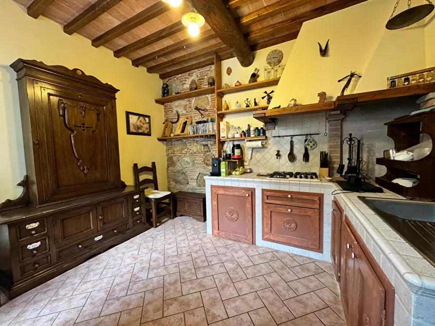 Immagine 29 di Appartamento in vendita  a Vecchiano