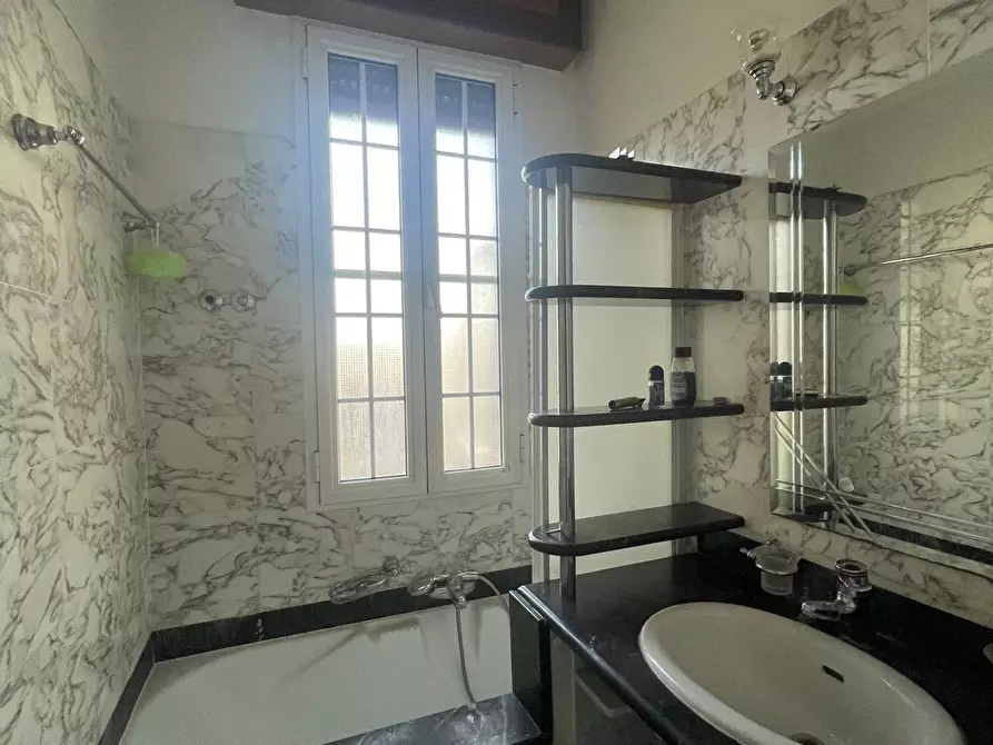 Immagine 16 di Appartamento in vendita  a Pisa