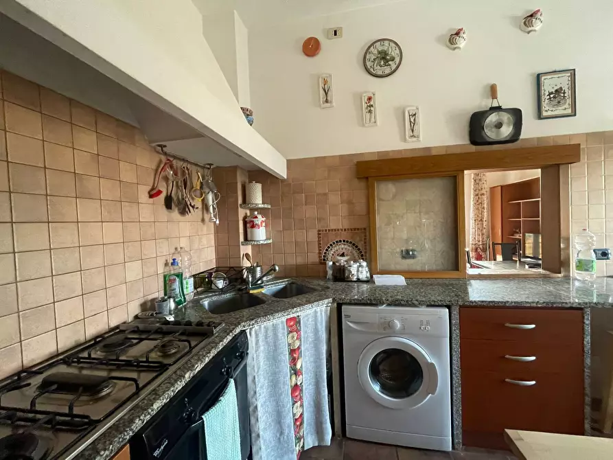 Immagine 6 di Appartamento in vendita  a Pisa