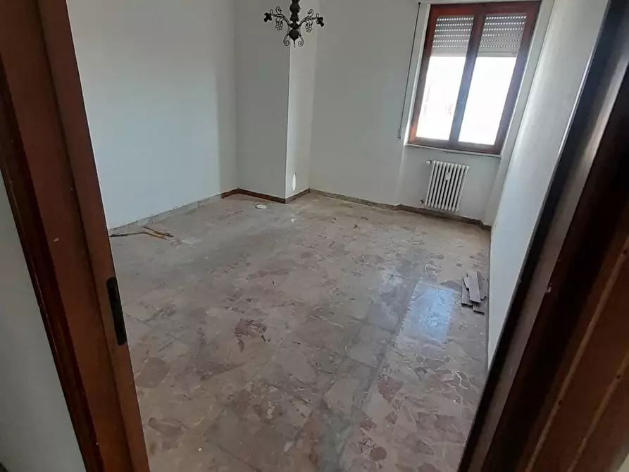 Immagine 2 di Appartamento in vendita  a Pisa