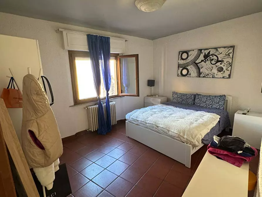 Immagine 11 di Appartamento in vendita  a Pisa