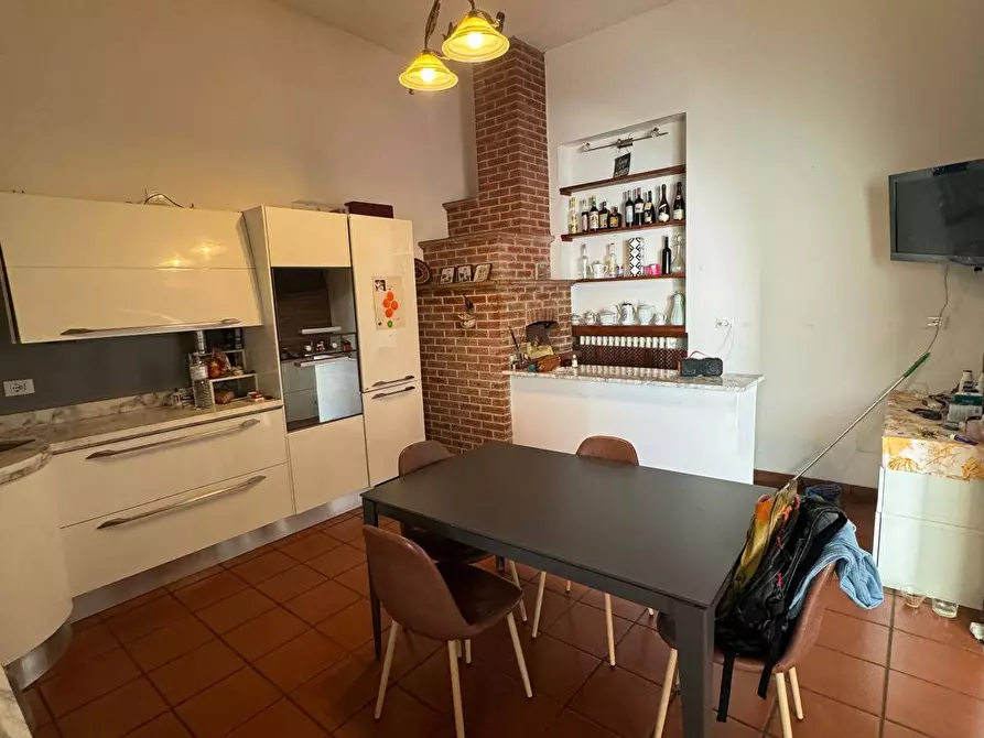 Immagine 4 di Appartamento in vendita  a Pisa