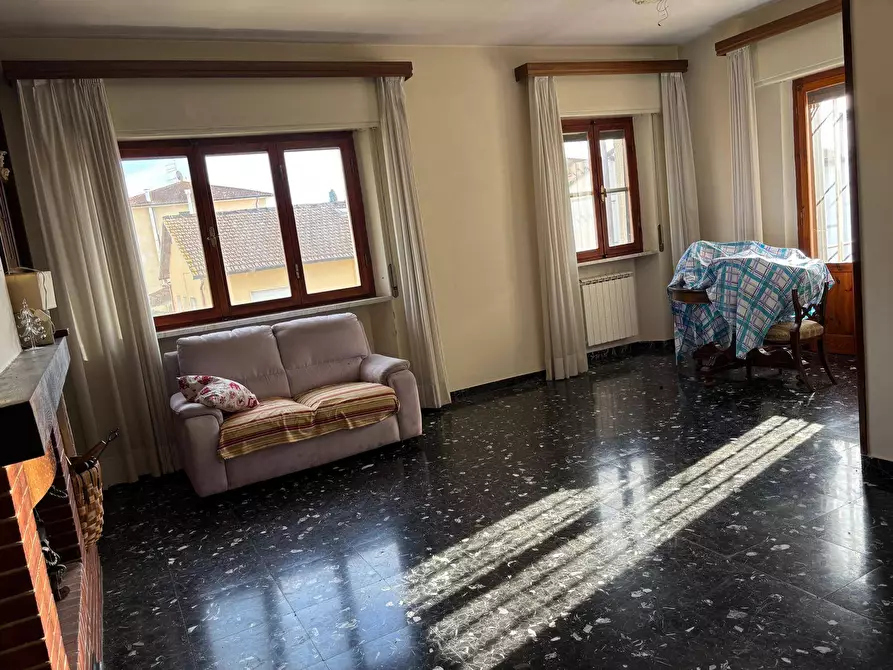 Immagine 35 di Villa in vendita  a Pisa