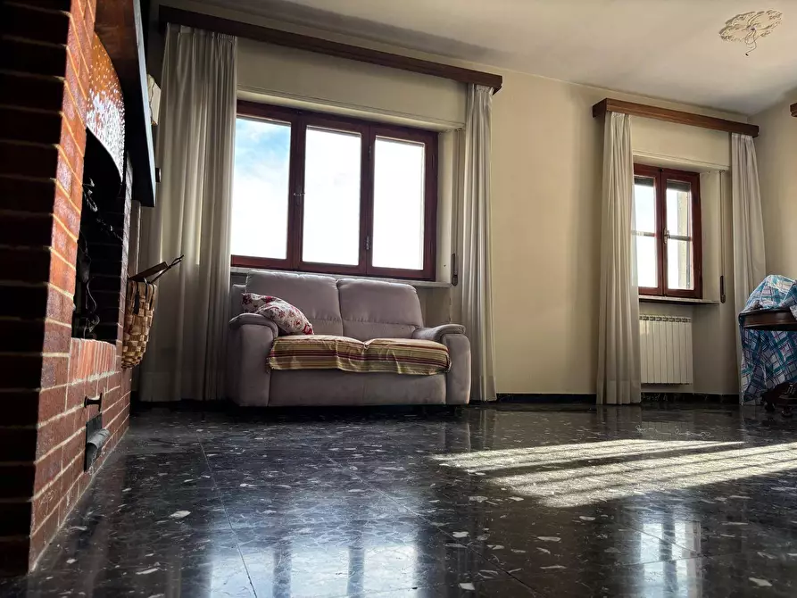 Immagine 37 di Villa in vendita  a Pisa