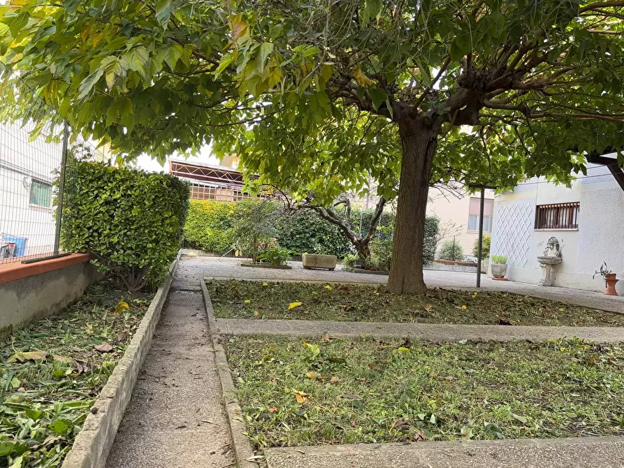 Immagine 58 di Villa in vendita  a Pisa