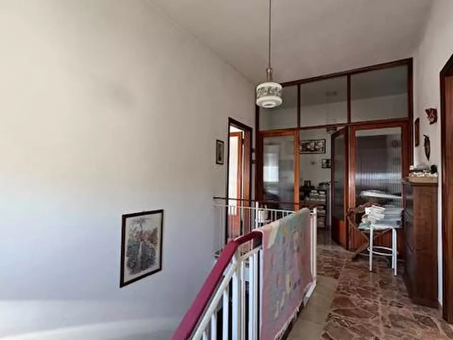 Immagine 10 di Appartamento in vendita  a Pisa