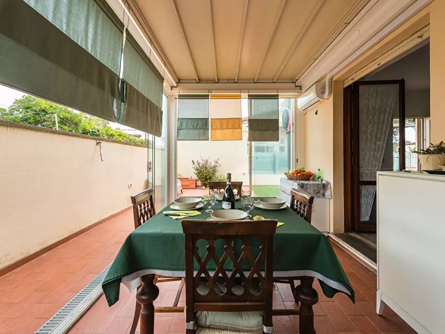 Immagine 15 di Appartamento in vendita  a Pisa