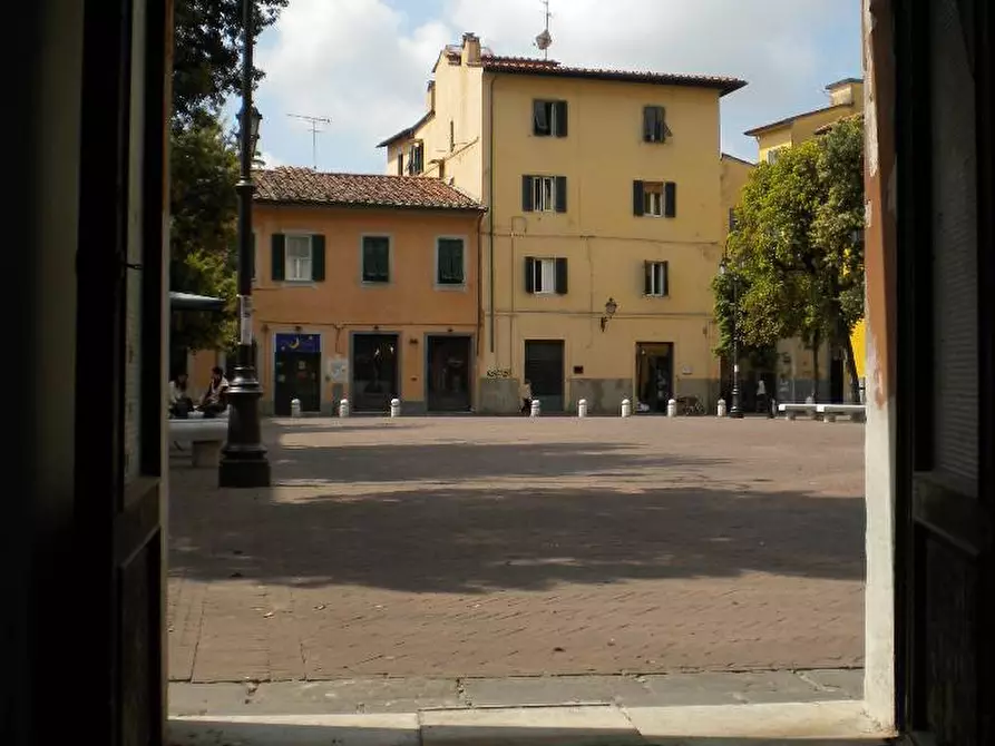 Immagine 18 di Locale commerciale in affitto  a Pisa