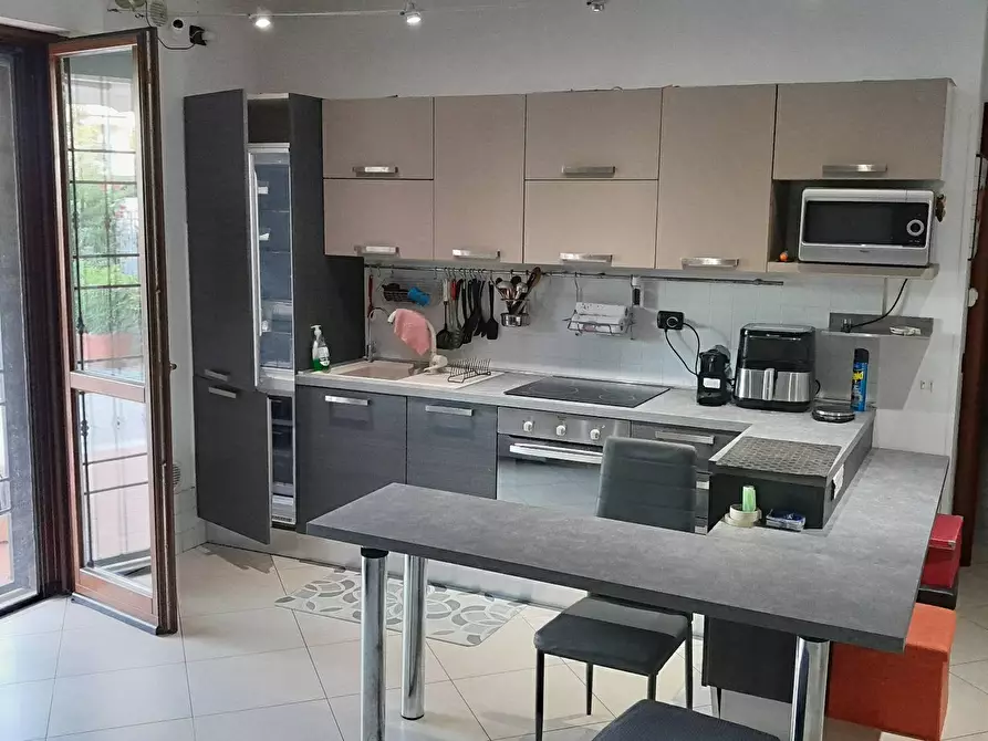 Immagine 4 di Appartamento in vendita  a Pisa