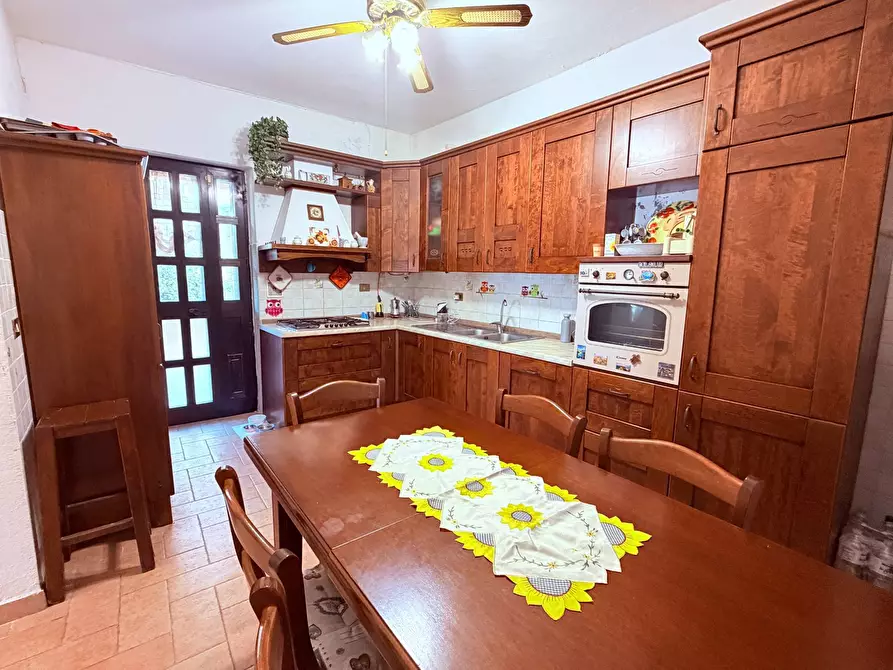 Immagine 4 di Casa indipendente in vendita  a Cascina