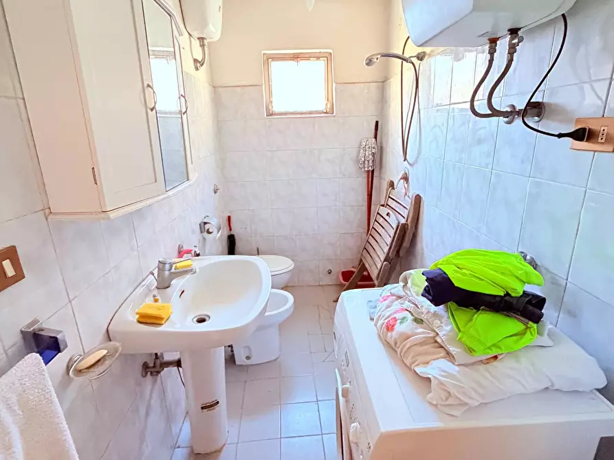 Immagine 28 di Casa indipendente in vendita  a Cascina