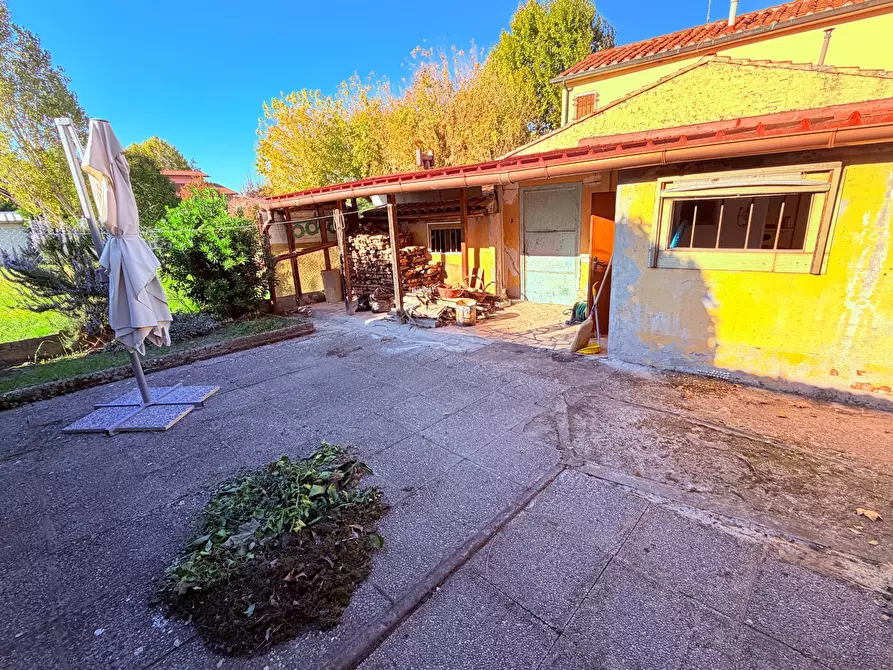 Immagine 29 di Casa indipendente in vendita  a Cascina