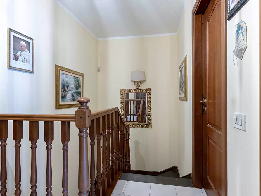 Immagine 21 di Villa in vendita  a Vecchiano