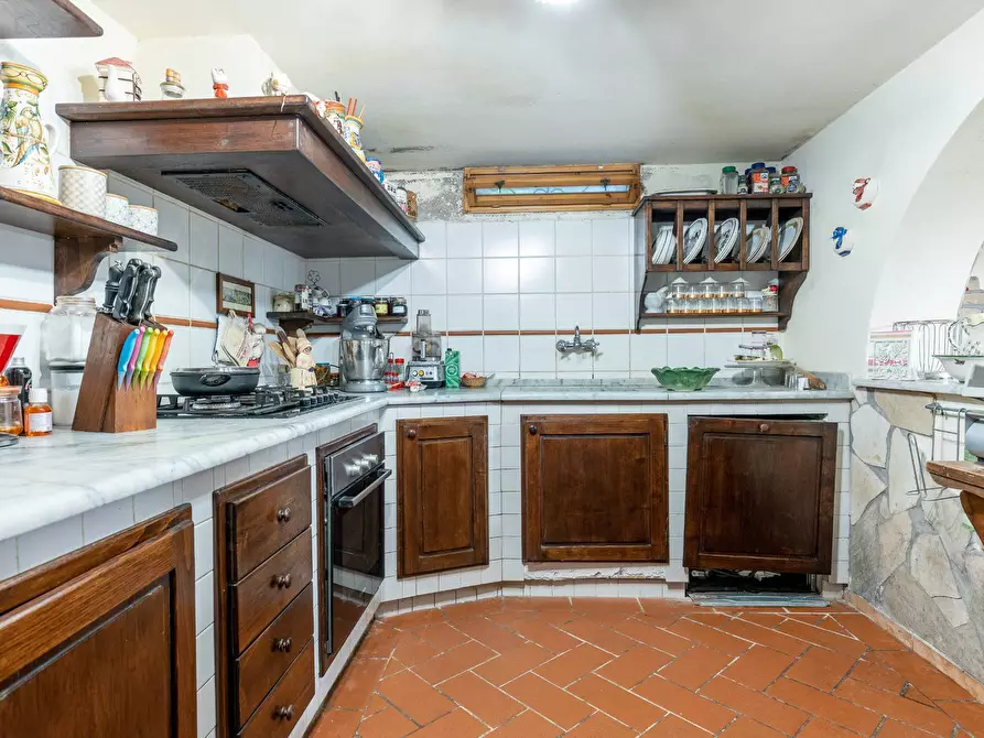 Immagine 30 di Villa in vendita  a Vecchiano