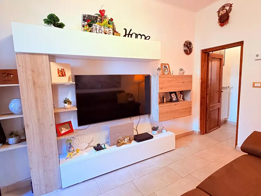 Immagine 1 di Casa indipendente in vendita  a Cascina